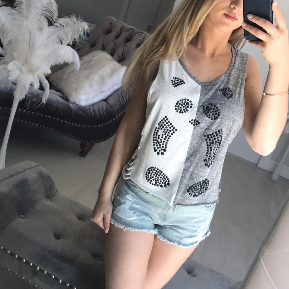 Ripped side Top